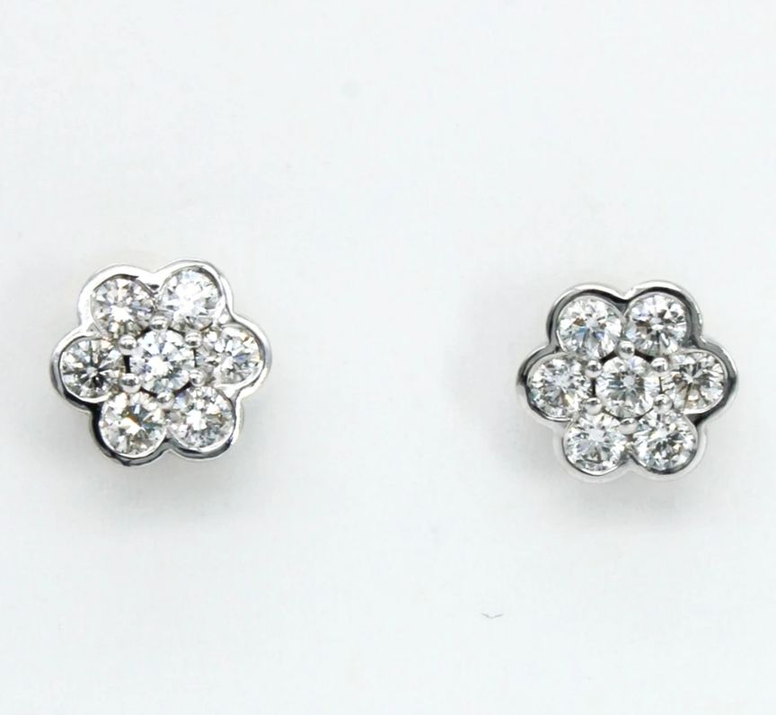 18ct White Gold Diamond Cluster Earrings I 0.73ct total