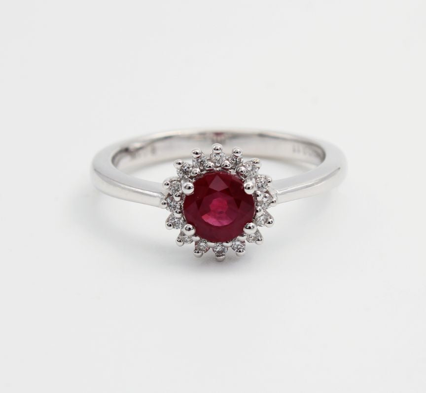 18ct White Gold Ruby and Diamond Cluster Ring (0.91ct)
