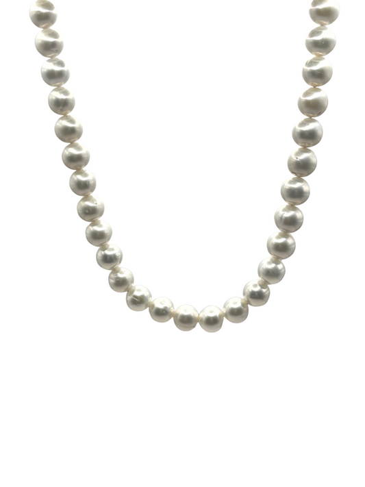 Freshwater Pearl Necklace with 10mm Pearls and Silver Clasp