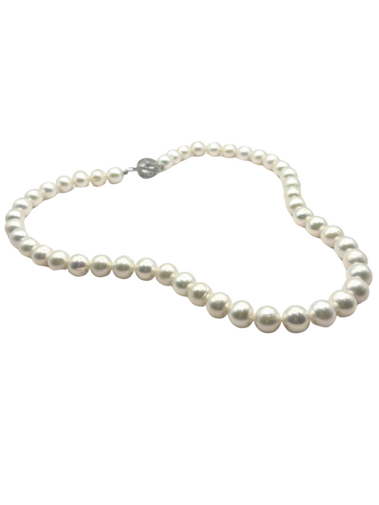 Freshwater Pearl Necklace with 10mm Pearls and Silver Clasp