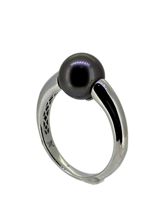 Tahitian Pearl Ring in 14k White Gold