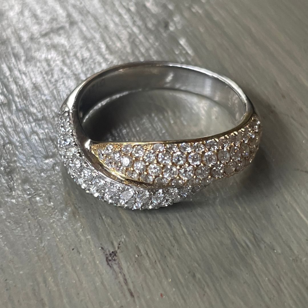 18ct Pave Half Twist Diamond Ring I 1.21ct total