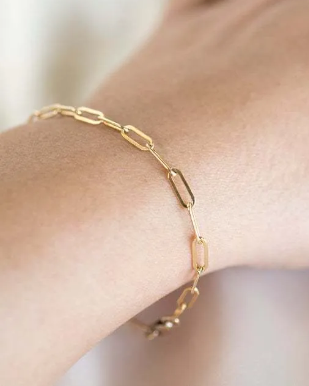 Paperclip Link Bracelet in 9ct Gold Yellow or Rose Gold