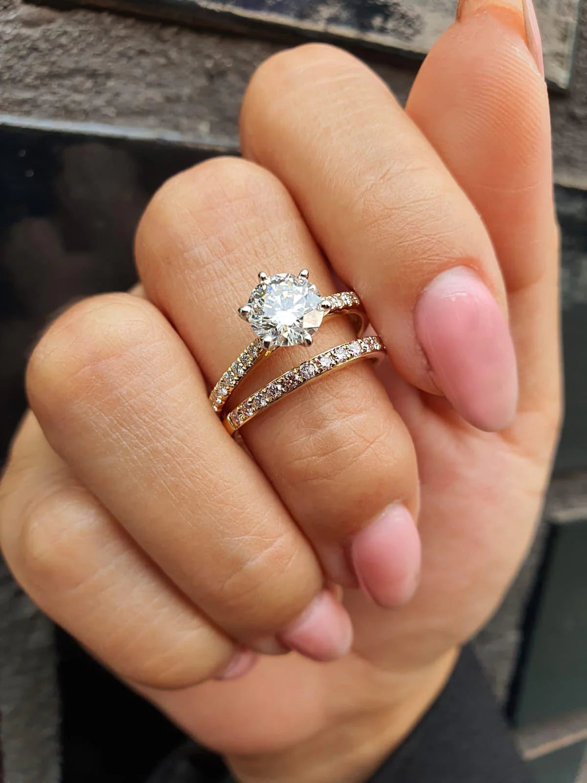 Eminence Pinks Diamond Band in Yellow Gold