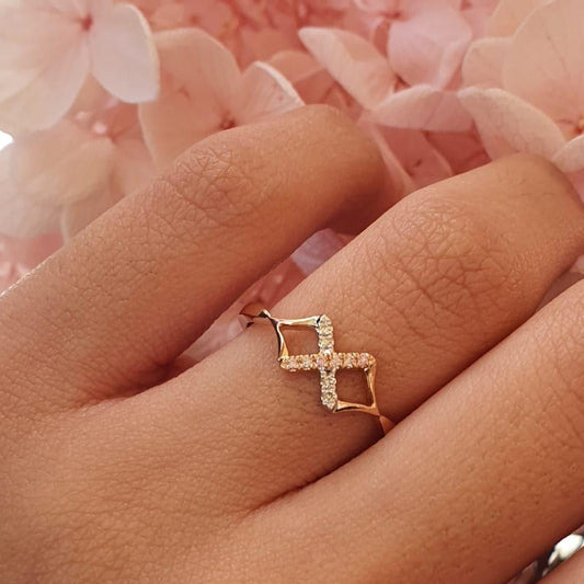 Eminence Pinks Diamond Cross Ring