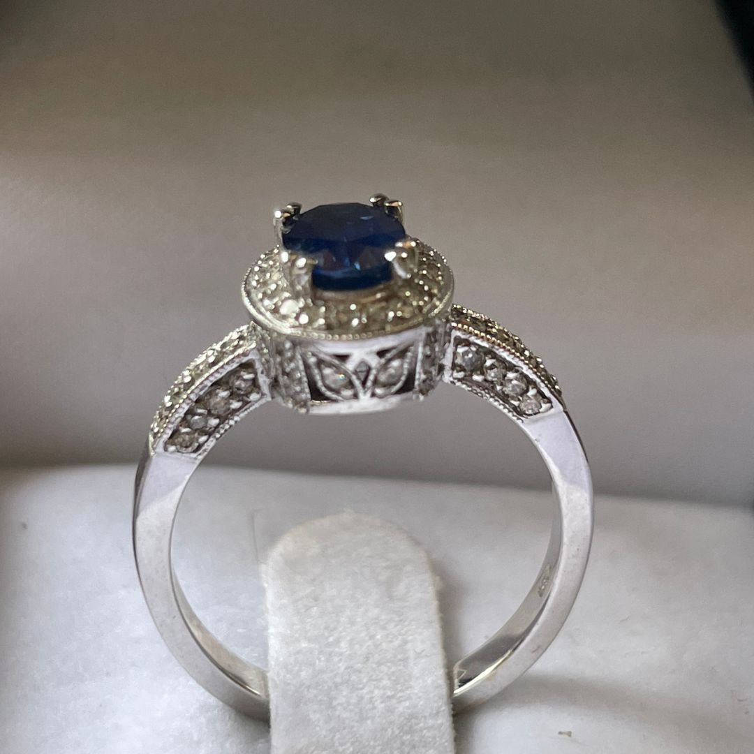 18ct White Gold Sapphire & Diamond Halo Ring