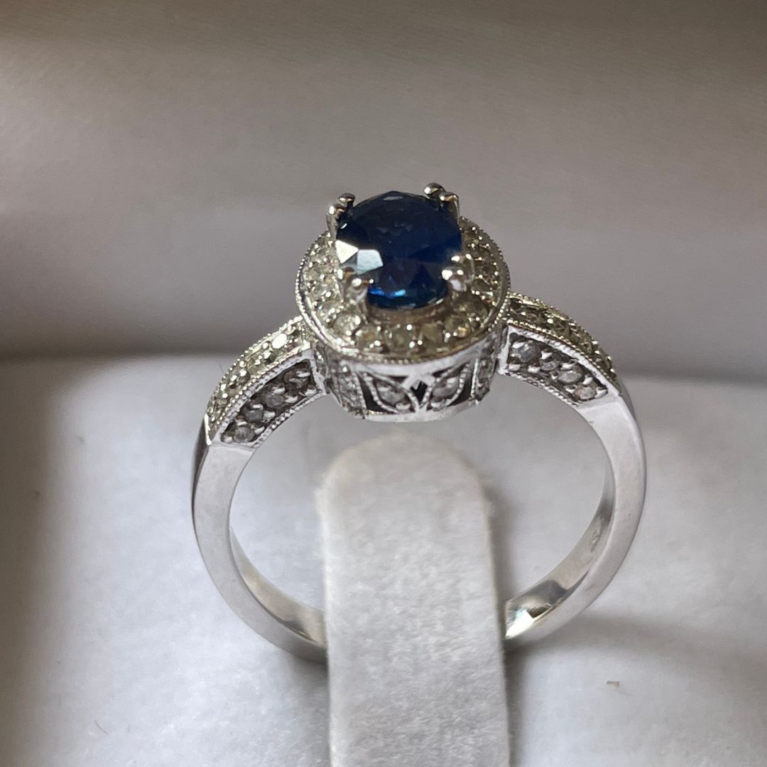 18ct White Gold Sapphire & Diamond Halo Ring
