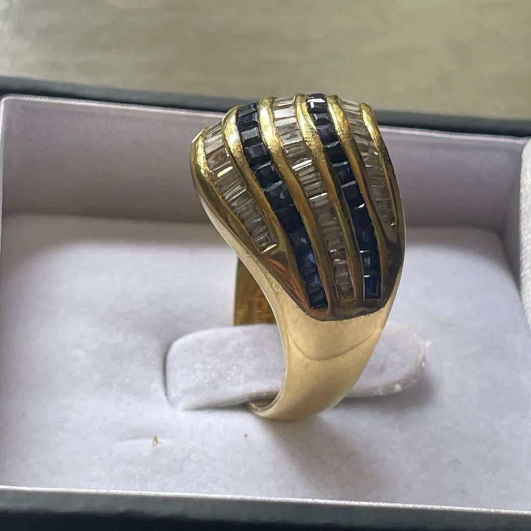 18ct Yellow Gold Baguette Diamond & Sapphire Ring