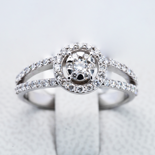 9ct White Gold Cluster Diamond Engagement Ring I 0.55ct total