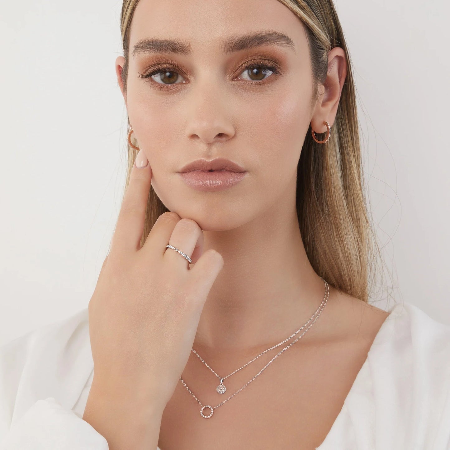 Bow-Tie Pink Diamond Ring