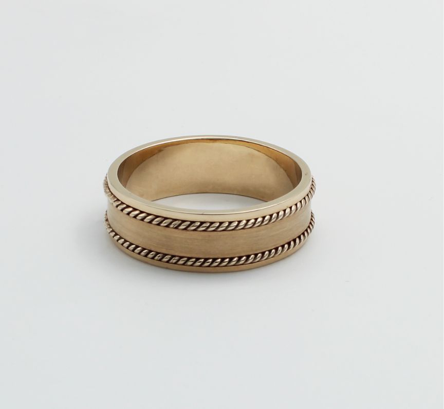 9ct Yellow Gold Gent's Wedding Band
