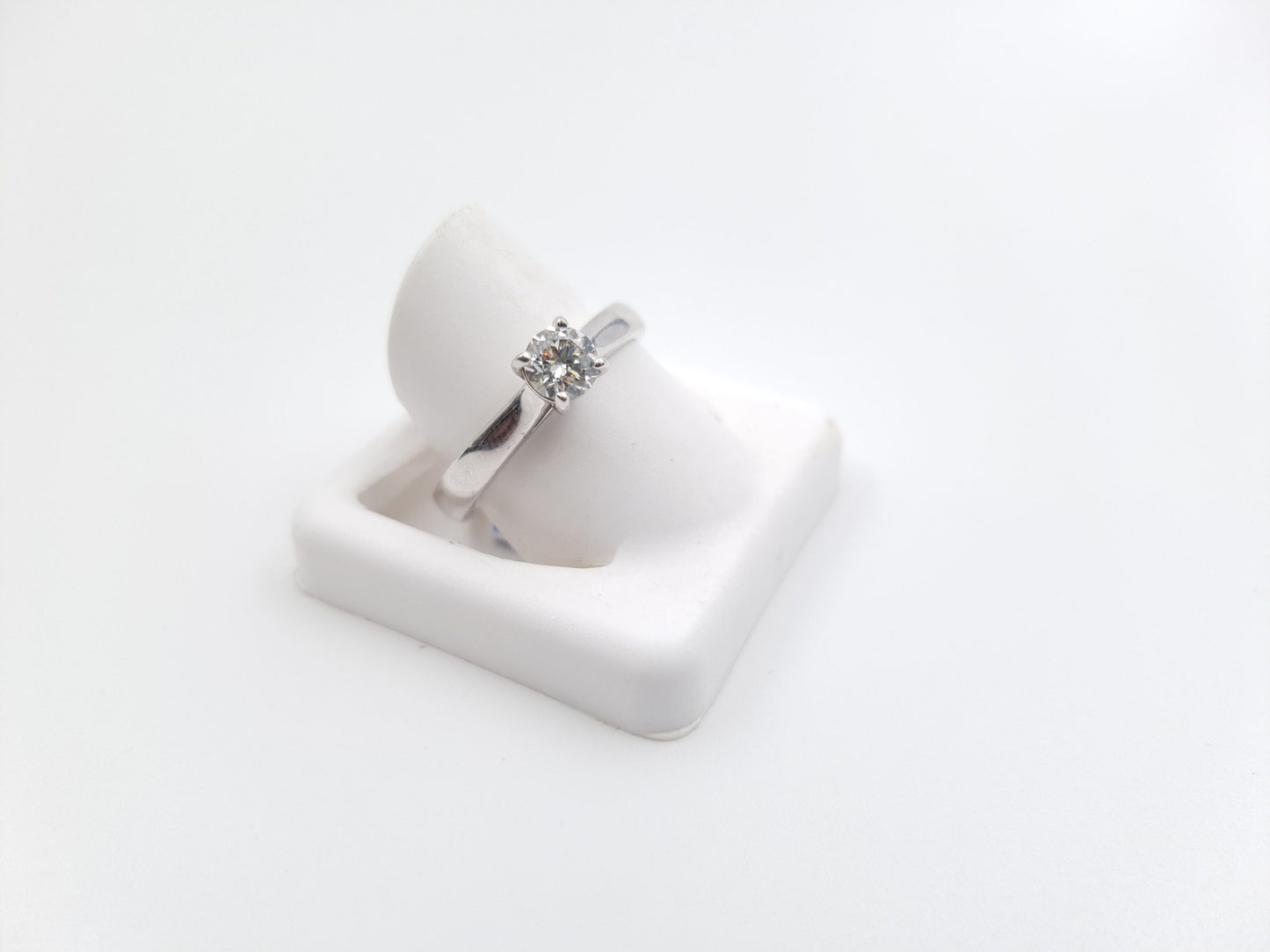 Classic Solitaire Diamond Engagement Ring in 9ct White Gold I 0.4ct total 1B00127/A-1