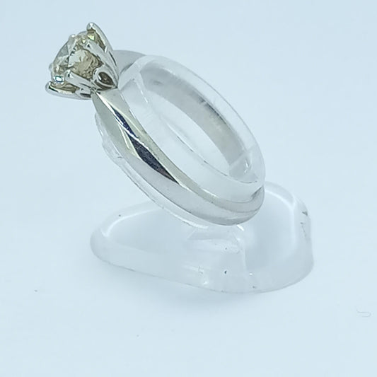 18ct white gold double 6 claw diamond ring 1B77